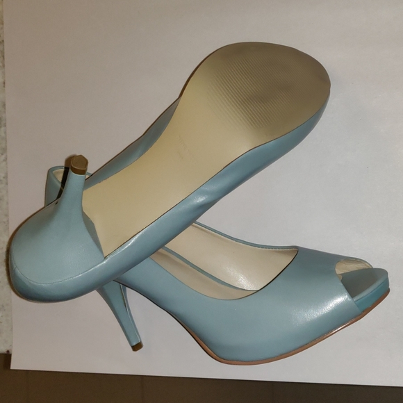 Nine West leather platforms size 10M - Picture 3 of 3